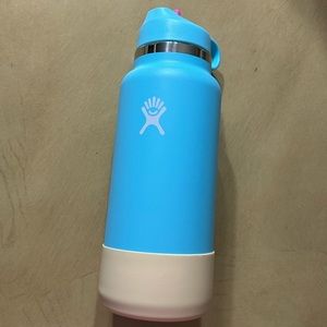 Limited edition 32 hydro flask
